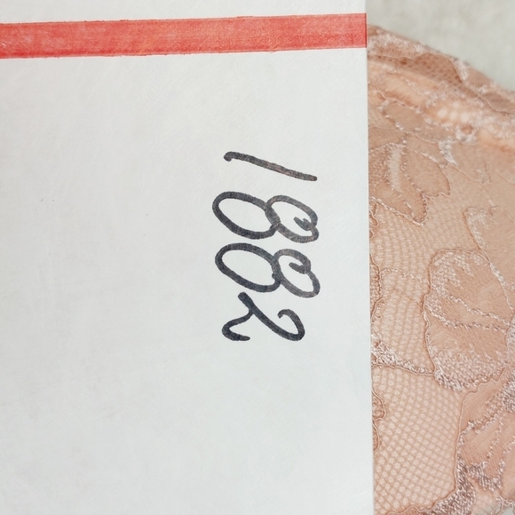 Victoria's Secret Pink Lace Padded Adjustable Straps Comfy Bra P1882 - Picture 6 of 6